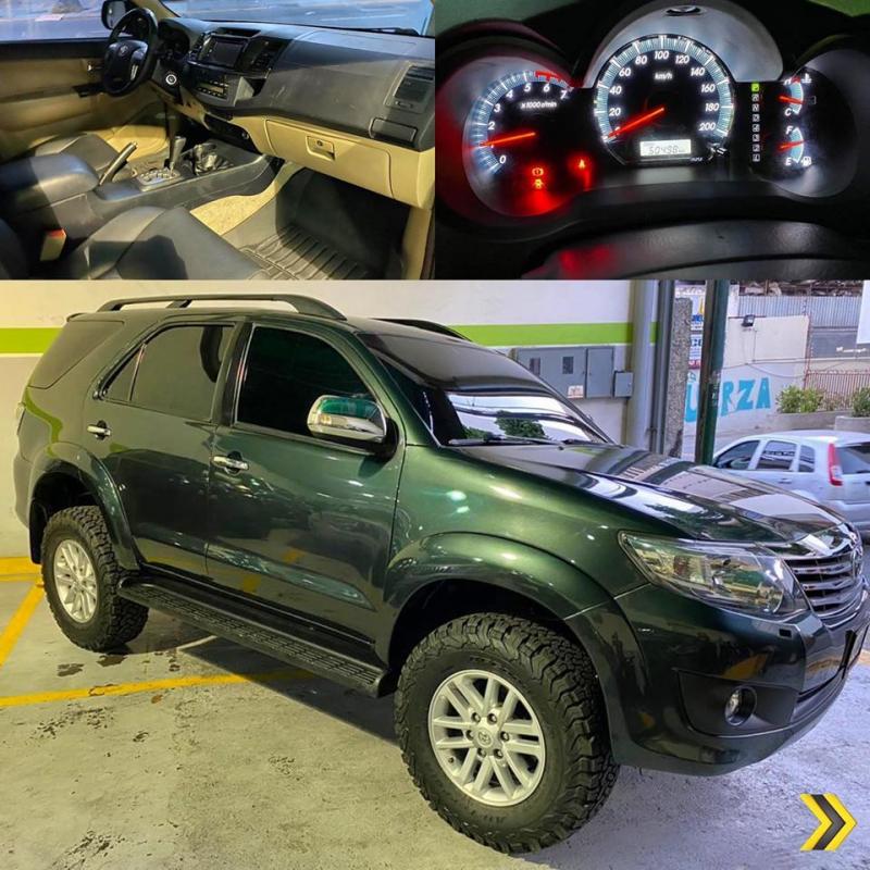 Se vende Toyota Fortuner 4X4