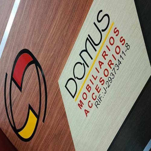 Domus Mobiliarios y Accesorios